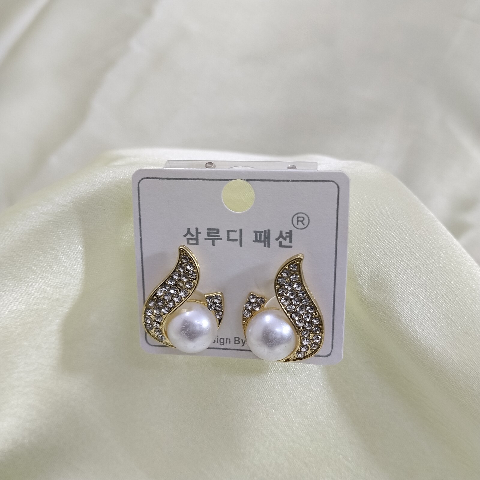 Korean-Earing-2