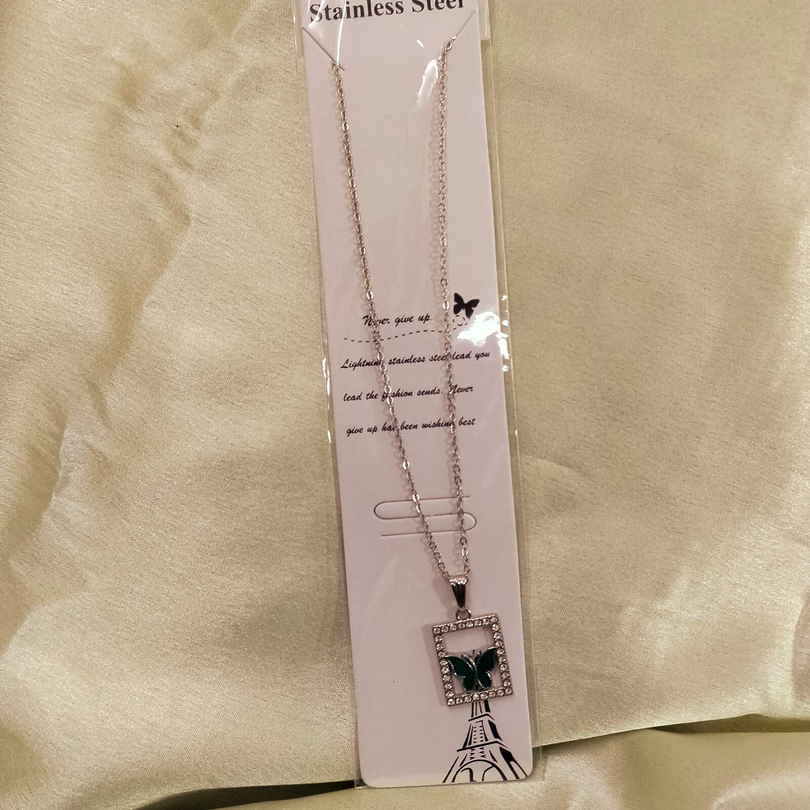 Butterfly Chain Pendant Green