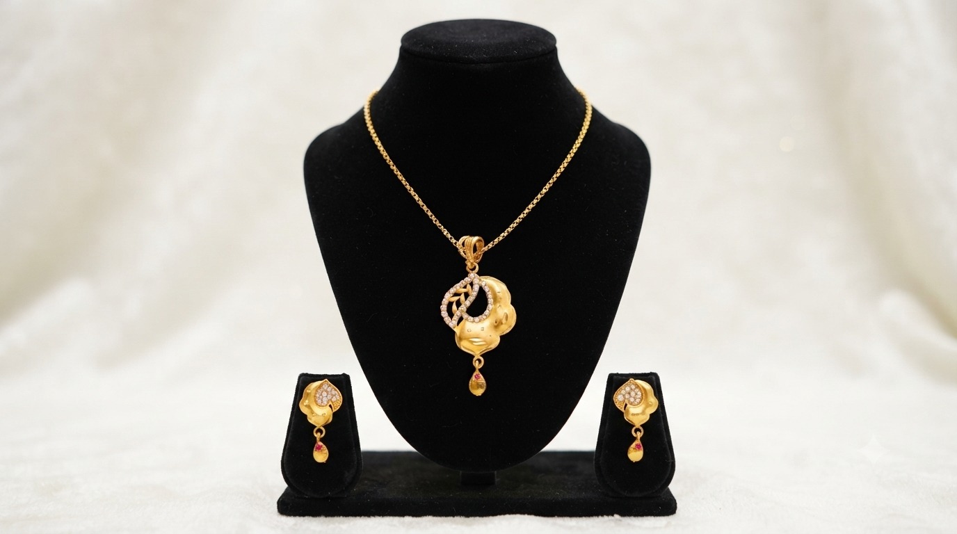 Golden Chain Pendant Set 7